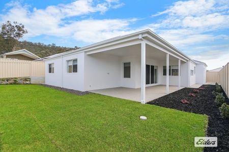 Spacious Family Home with Stylish Comfort - Photo 4