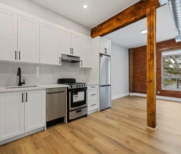 Experience Unique Loft Living in the Heart of Hamilton! | 302 Cumbe... - Photo 1