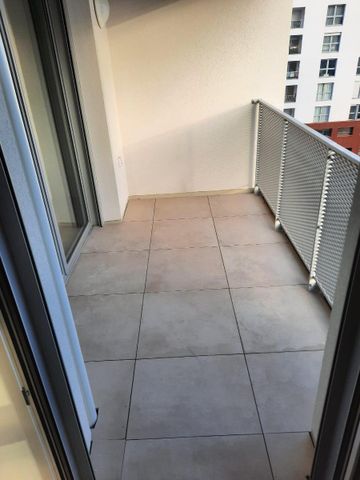 Location Appartement 2 pièces 44m² CHAMPS SUR MARNE 77420 - Photo 4