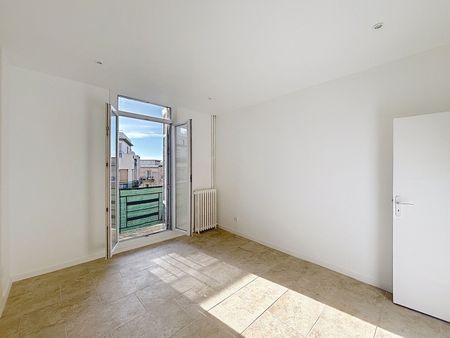 Location Appartement 2 pièces 44m² - Photo 3