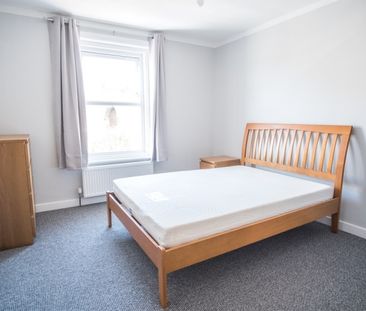 2 Bed Student appartment on Kemp Road B - Photo 1