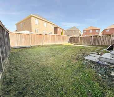 For Lease - 7 Bryony Road, Brampton, Ontario - Photo 1