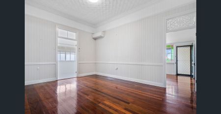 Refreshed Inner-City Family Home - Photo 3