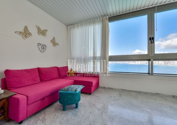 Prime location apartment in Levante beach with sea views, Benidorm, Alicante.