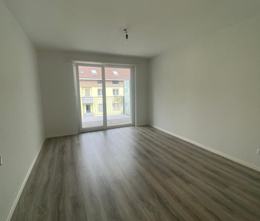 Moderne 3.5-Zimmerwohnung mit grossem Balkon im 2. Stock - Foto 6