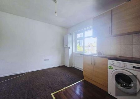Charlton Road, N9 - Photo 2