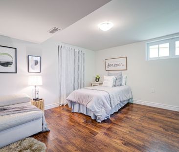 For Lease - 306 Wenlock Avenue, Richmond Hill, Ontario - Photo 2