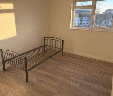 Tamar Way, Tottenham, N17 - Photo 1