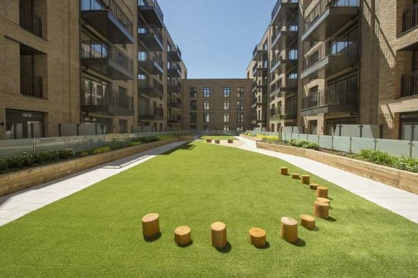 *EXCLUSIVE DUPLEX APARTMENT* Florence House . Rooftop Terrace . Workspaces . Lounge . Onsite Management Team . Enquire today to find out more... - Photo 1