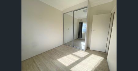 TWO BEDROOM UNIT IN A GREAT LOCATION! - Photo 2