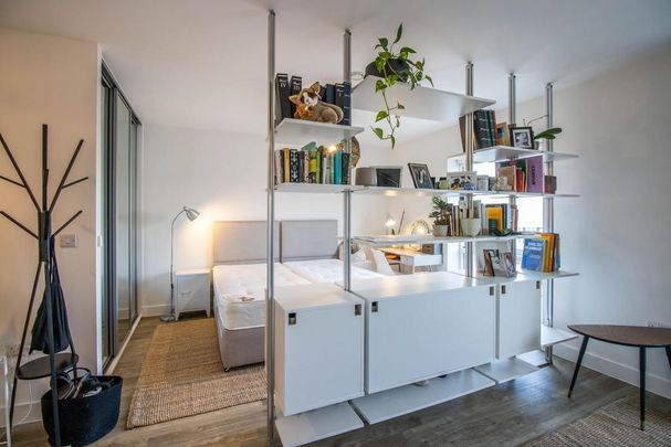 Studio to rent - Photo 1