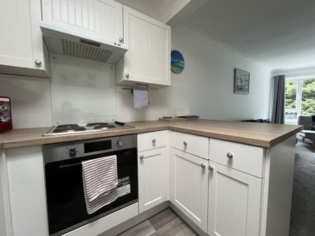 1 bed flat to rent in Christchurch Road, Bournemouth, BH1 - Photo 5