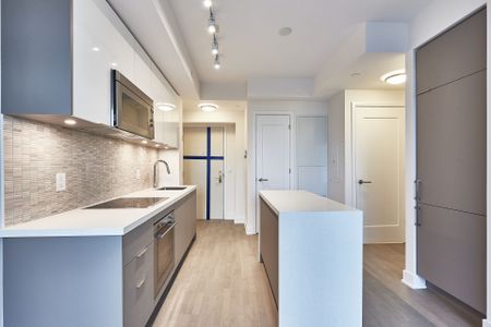 For Lease - 88 Cumberland Street Unit# 805, Toronto, Ontario - Photo 4