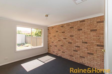 29 Howard Avenue, Dubbo, NSW 2830 - Photo 5