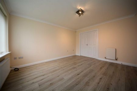 3 bed House - Semi-Detached for Rent - Photo 3