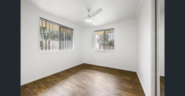 A rare find - a unit with a double powered shed! - Photo 1