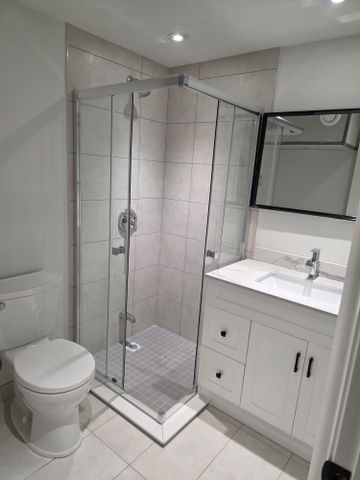 For Lease - 339 Ranee Ave Avenue Unit# Unit 2, Toronto, Ontario - Photo 5