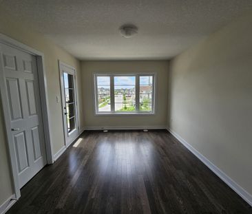 For Lease - 205 MELODY Lane, Thorold, Ontario - Photo 3