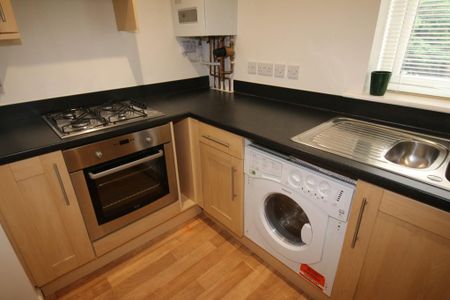 2 bedroom apartment to rent - Photo 4