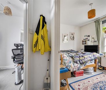 2 bedroom end of terrace house to rent - Photo 5