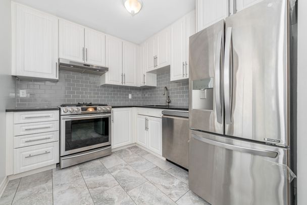 For Lease - 26 Mcdermot Court, Kanata, Ontario - Photo 1