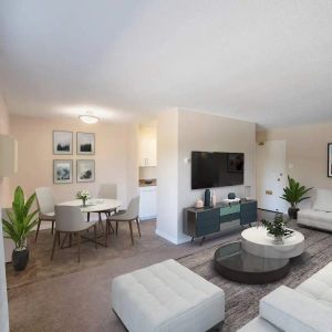 Hyde Park House — 1 Bedroom - Photo 2