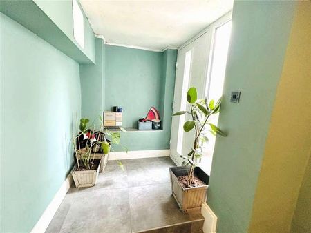 Coombe Road, Croydon, CR0 - Photo 2