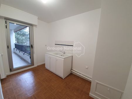 Le Chesnay, 78150 - Photo 3