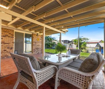 4 Bedroom home with solar! - Photo 6