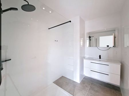 Te huur - Appartement in Wezembeek-Oppem - Photo 3