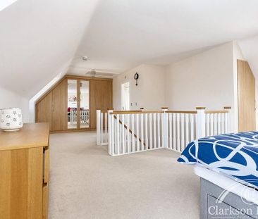5 bedroom detached house to rent - Photo 2