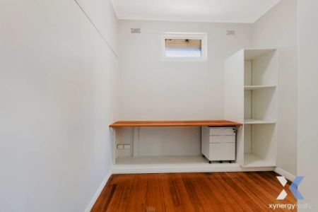 2 Bed, 1 Bath - Photo 5
