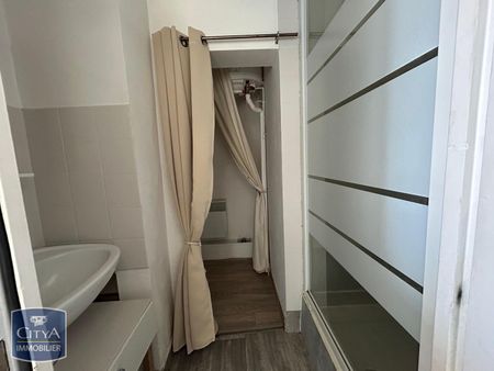Location Appartement 2 pièces 40m² ANGERS 49000 - Photo 2