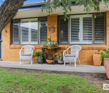 Low Maintenance 2 Bedroom Villa in Quiet Location - Photo 6