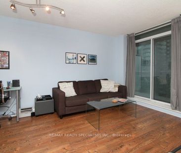 Battery Park Lofts , #2008 - Photo 2