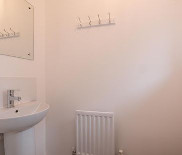 3 bedroom house to rent - Photo 2