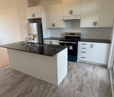 For Lease - 103 Inverary Crescent, Vaughan, Ontario - Photo 1