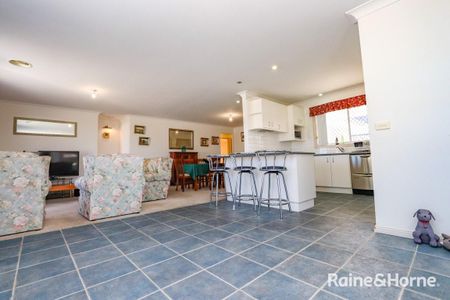 3 Bedroom Furnished Unit Close to Town- Available 6/12/25 - Photo 5