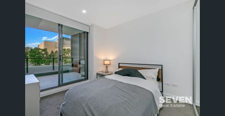 LARGE ONE BEDROOM APARMENT - Photo 3