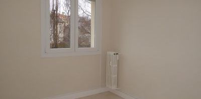 À louer / Appartement F4 / BESANCON QUARTIER MOUILLÈRE 29 A avenue Fontaine-Argent - Photo 2