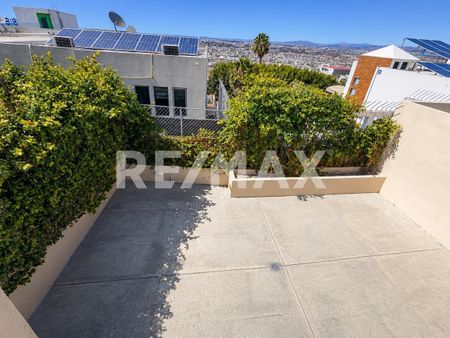 CASA EN RENTA EN VISTAS DEL SOL RESIDENCIAL AGUA CALIENTE - Foto 3