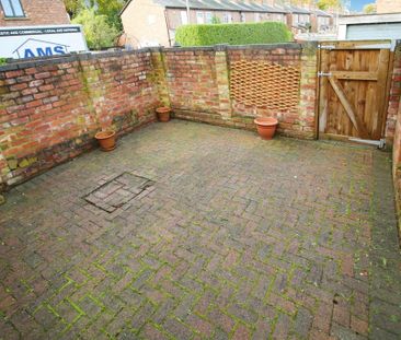 2 bedroom terraced house to rent - Photo 1