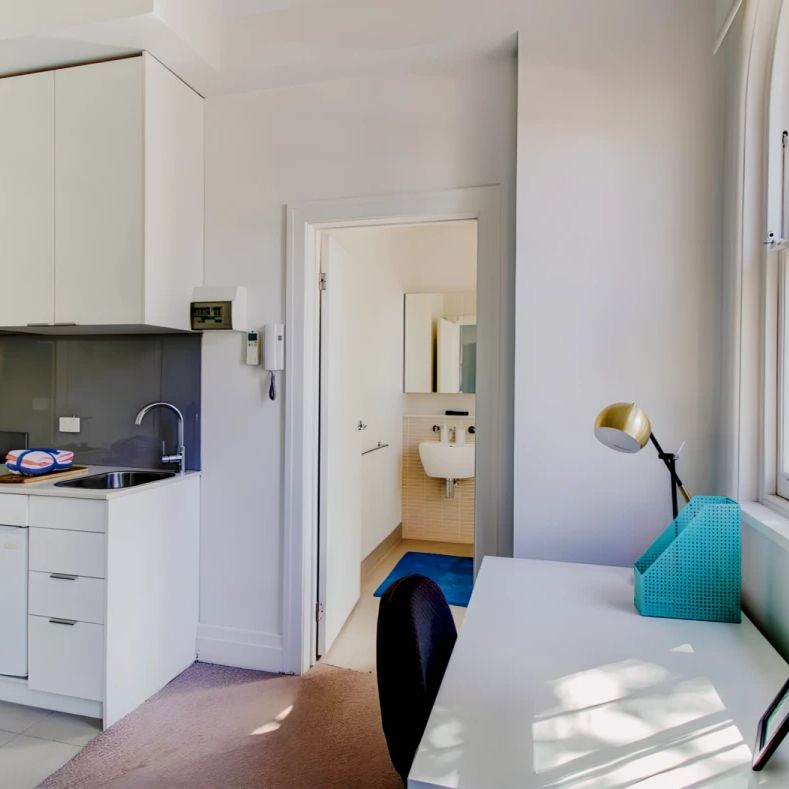 1-5 Donald Street, Melbourne - Photo 1