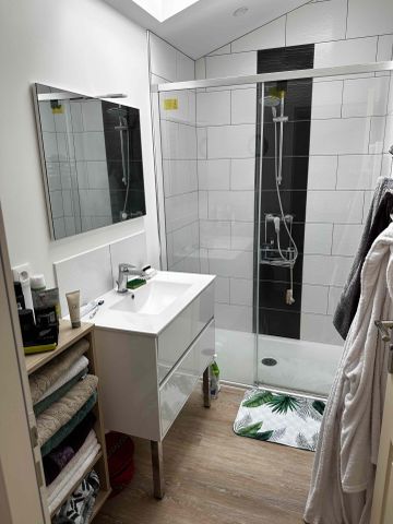 Location Maison 5 pièces 82m² CHATEAU LARCHER 86370 - Photo 4