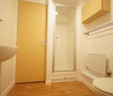 1 bedroom Apartment to let - Photo 3