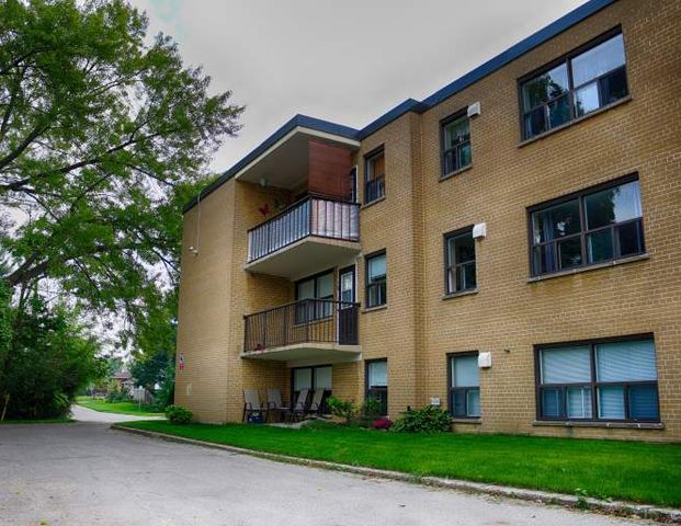 610 Percy St | 610 Percy St, London - Photo 1