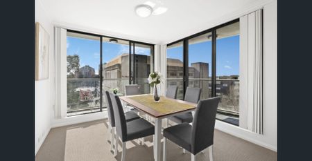 Modern and bright two bedrooms apartment in St. Leonards - Photo 2