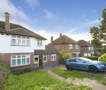 4 bedroom semi-detached house to rent - Photo 4