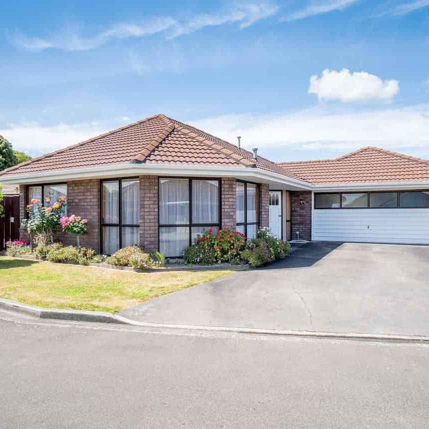 A Cosy 3BR Home in Terrace End! - Photo 1