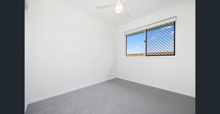 Brand New Home - 4 Bedroom + Two Living Rooms - Photo 3